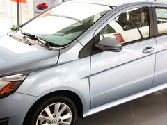 2012款 两厢 1.5L 手动 乐尚版