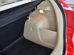 2012款 两厢 1.5L 手动 乐尚版