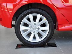2012款 两厢 1.5L 手动 乐尚版