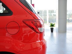 2012款 两厢 1.5L 手动 乐尚版