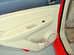 2012款 两厢 1.5L 手动 乐尚版