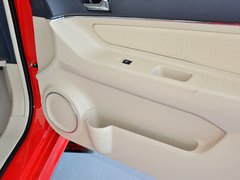 2012款 两厢 1.5L 手动 乐尚版
