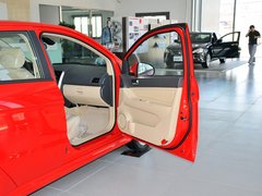 2012款 两厢 1.5L 手动 乐尚版