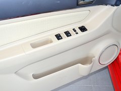 2012款 两厢 1.5L 手动 乐尚版