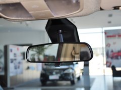 2012款 两厢 1.5L 手动 乐尚版