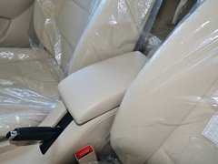 2012款 两厢 1.5L 手动 乐尚版