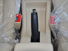 2012款 两厢 1.5L 手动 乐尚版