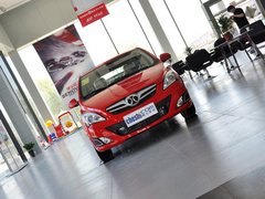 2012款 两厢 1.5L 手动 乐尚版