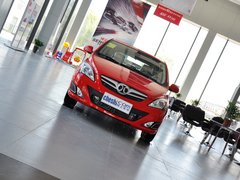 2012款 两厢 1.5L 手动 乐尚版