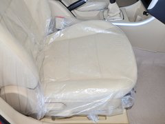 2012款 两厢 1.5L 手动 乐尚版