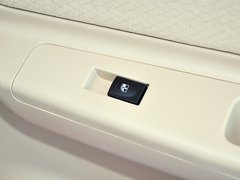 2012款 两厢 1.5L 手动 乐尚版