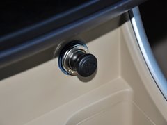 2012款 两厢 1.5L 手动 乐尚版