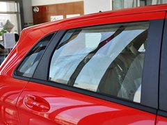 2012款 两厢 1.5L 手动 乐尚版