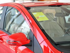 2012款 两厢 1.5L 手动 乐尚版
