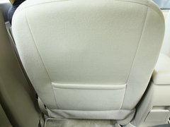 2012款 两厢 1.5L 自动 乐尚版