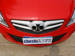 2012款 两厢 1.5L 自动 乐尚版