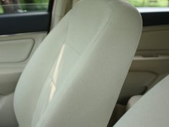 2012款 两厢 1.5L 自动 乐尚版