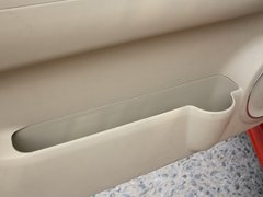 2012款 两厢 1.5L 自动 乐尚版