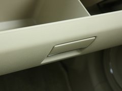 2012款 两厢 1.5L 自动 乐尚版
