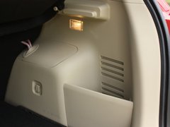 2012款 两厢 1.5L 自动 乐尚版