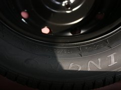 2012款 两厢 1.5L 自动 乐尚版