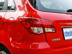 2012款 两厢 1.5L 自动 乐尚版