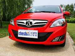 2012款 两厢 1.5L 自动 乐尚版