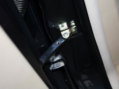 2012款 两厢 1.5L 自动 乐尚版