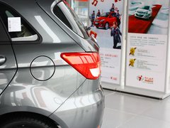 2012款 两厢 1.5L 自动 乐尚版