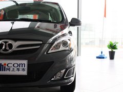 2012款 两厢 1.5L 自动 乐尚版