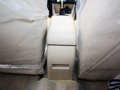 2012款 两厢 1.5L 自动 乐尚版