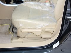 2012款 两厢 1.5L 自动 乐尚版