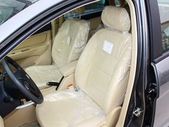 2012款 两厢 1.5L 自动 乐尚版