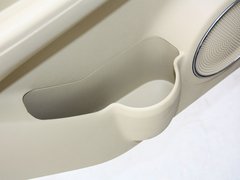 2012款 两厢 1.5L 自动 乐尚版