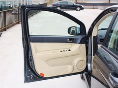2012款 两厢 1.5L 自动 乐尚版