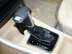 2012款 两厢 1.5L 自动 乐尚版