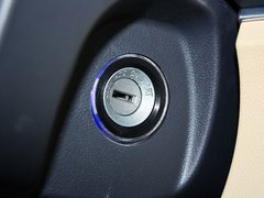 2012款 两厢 1.5L 自动 乐尚版