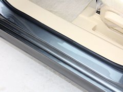 2012款 两厢 1.5L 自动 乐尚版