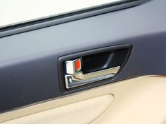 2012款 两厢 1.5L 自动 乐尚版