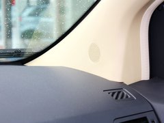 2012款 两厢 1.5L 自动 乐尚版