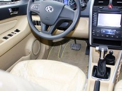 2012款 两厢 1.5L 自动 乐尚版
