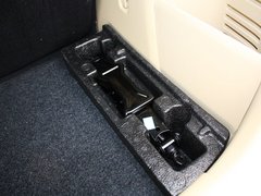 2012款 两厢 1.5L 自动 乐尚版