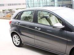 2012款 两厢 1.5L 自动 乐尚版