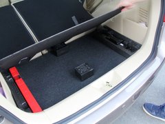2012款 两厢 1.5L 自动 乐享版