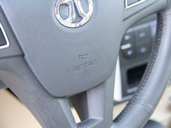 2012款 两厢 1.5L 自动 乐享版