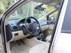 2012款 两厢 1.5L 自动 乐享版