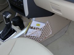 2012款 两厢 1.5L 自动 乐享版