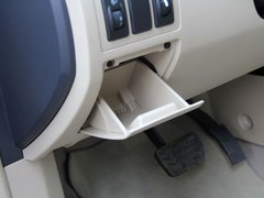 2012款 两厢 1.5L 自动 乐享版