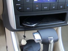 2012款 两厢 1.5L 自动 乐享版