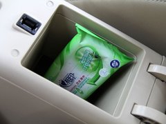 2012款 两厢 1.5L 自动 乐享版